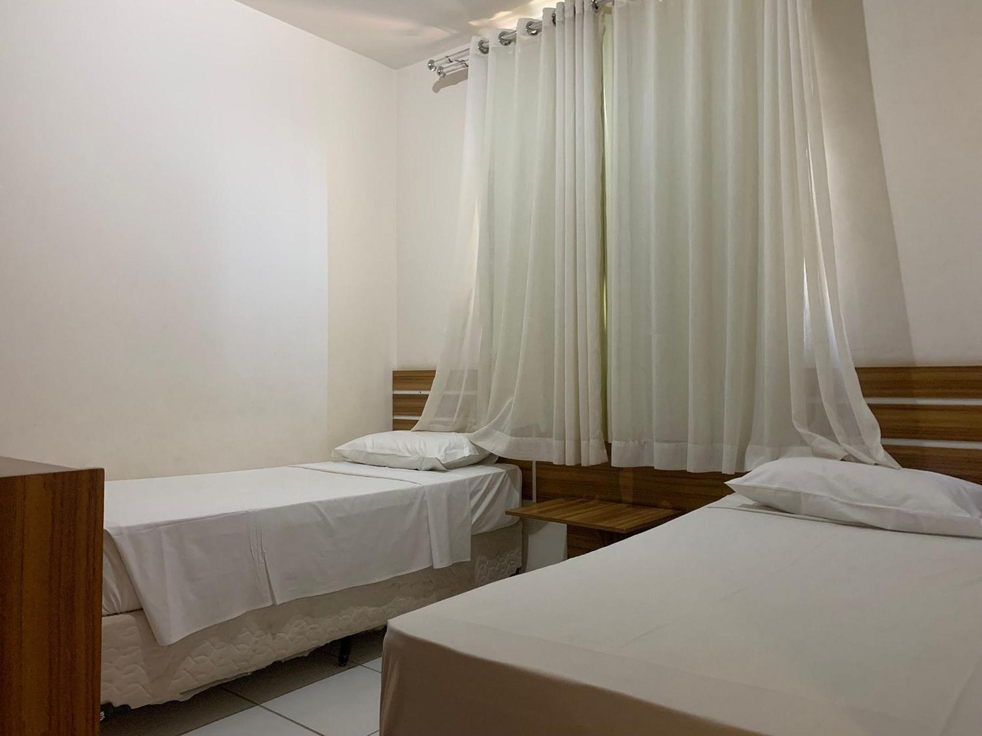 Toulon Flat Service Apartment Caldas Novas Exterior photo