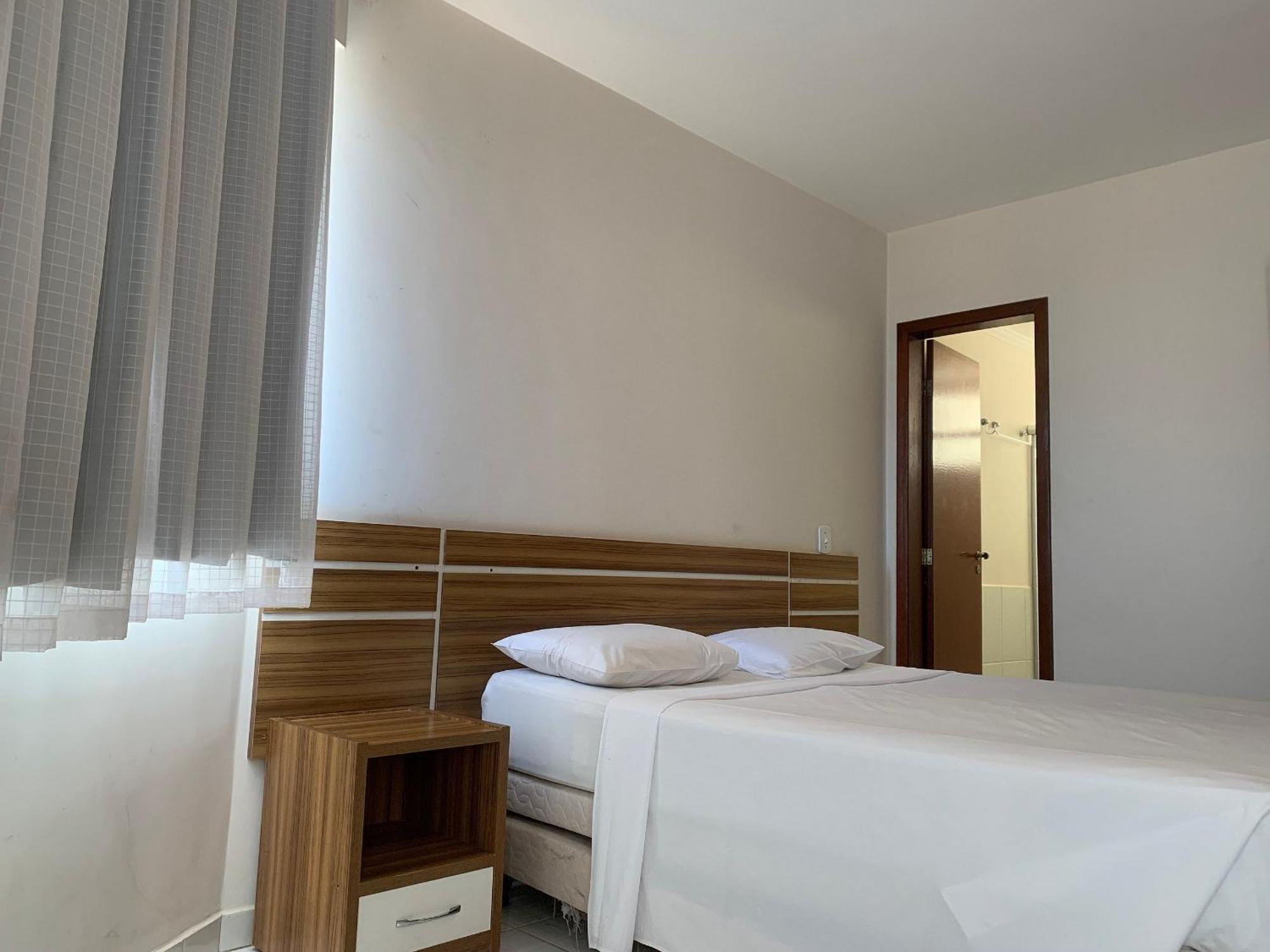 Toulon Flat Service Apartment Caldas Novas Exterior photo